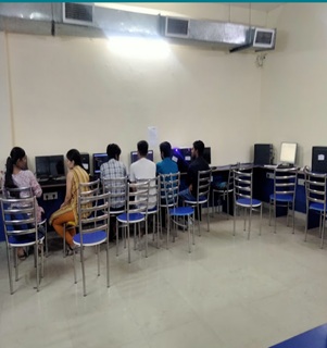 arth institute badarpur computer lab for IT students