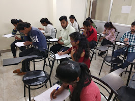 Computer Course in Laxmi Nagar second theory classroom training at Arth Institute
